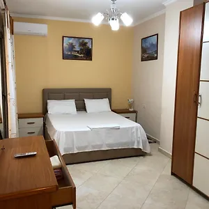 Appartamento Lt - 2 Broom & Balcony, Tirana